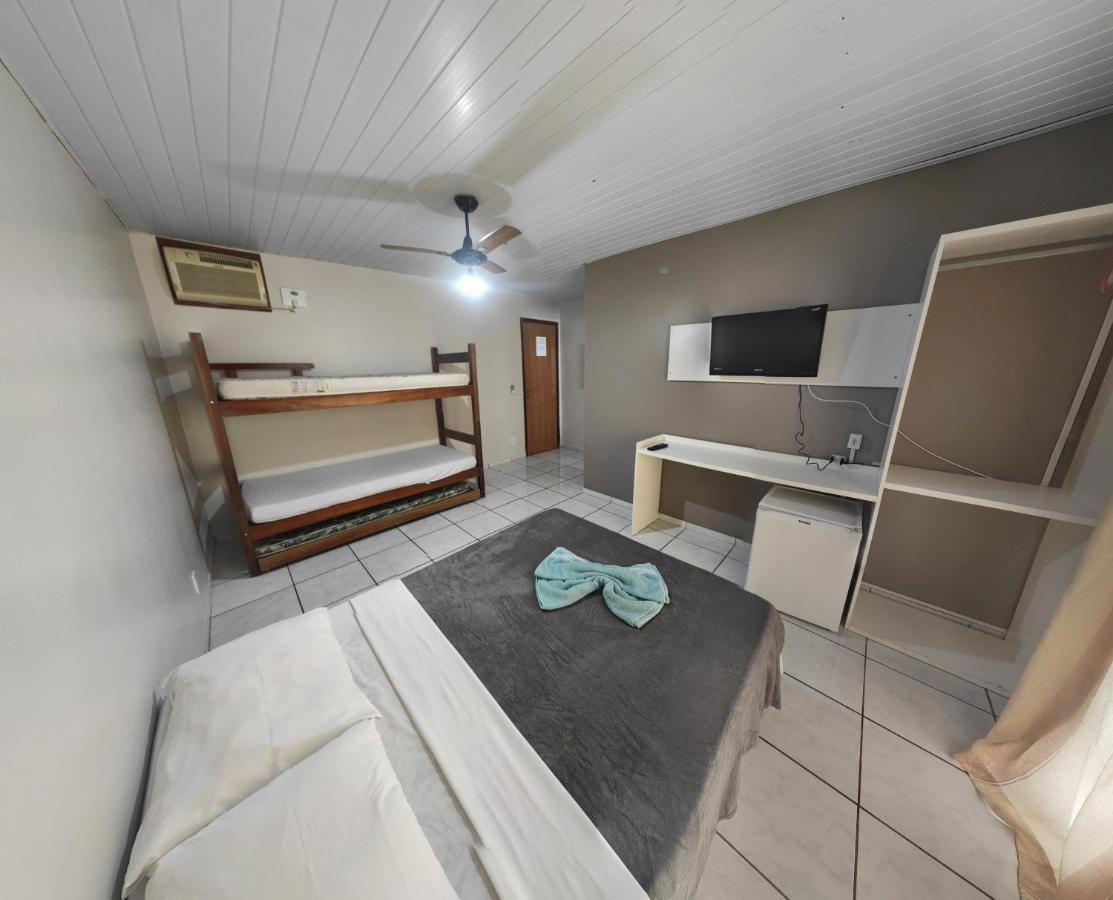 Pousada Laguna Beach Club São Pedro da Aldeia Kültér fotó
